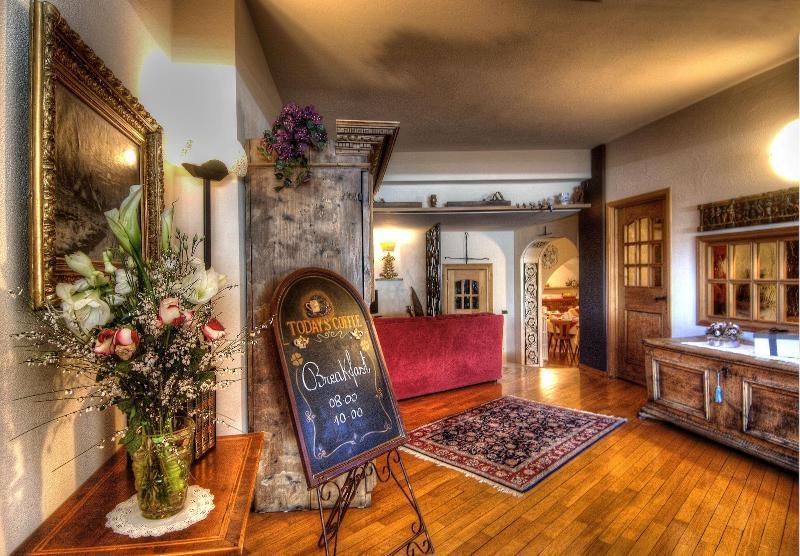 Meuble Garni Della Contea Hotel Bormio Eksteriør billede