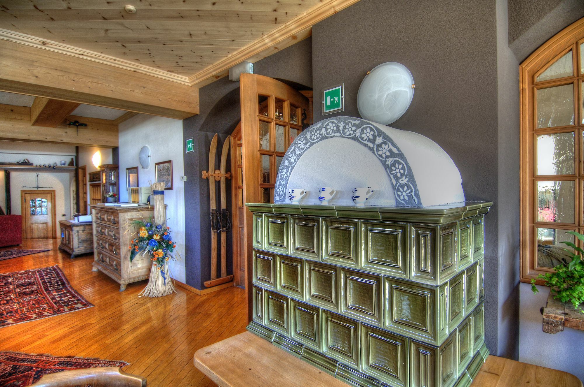 Meuble Garni Della Contea Hotel Bormio Eksteriør billede