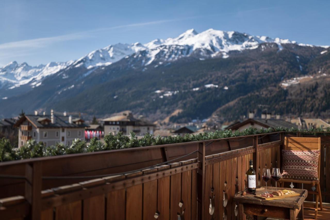 Meuble Garni Della Contea Hotel Bormio Eksteriør billede