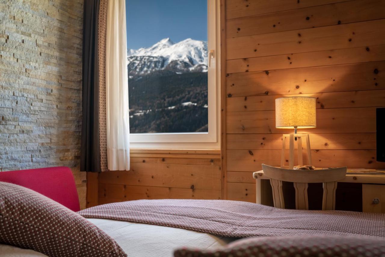 Meuble Garni Della Contea Hotel Bormio Eksteriør billede